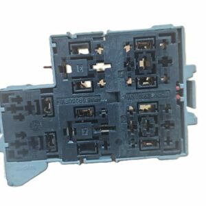 CAJA RELES/FUSIBLES VOLKSWAGEN TOUAREG