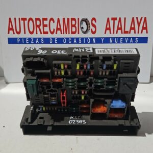 CAJA DE FUSIBLES BMW SERIE 3 (E90-E91) AÑO 2005-2012