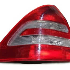 PILOTO TRASERO IZQUIERDO MERCEDES-BENZ CLASE C (W203) AÑO 03-