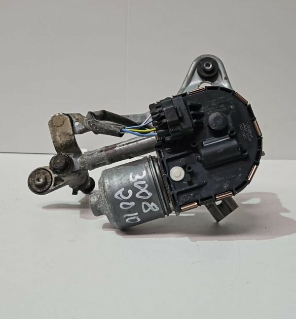 MOTOR LIMPIA DELANTERO DERECHO PEUGEOT 3008 AÑO 2010