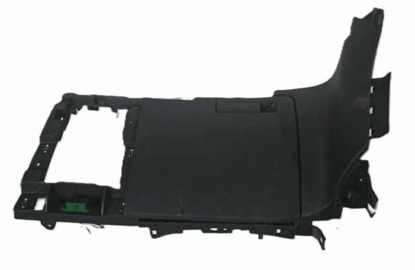 GUANTERA PARTE IZQUIERDA PEUGEOT 3008 AÑO 2010