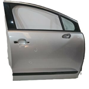 PUERTA DELANTERA DERECHA PEUGEOT 3008 AÑO 2010