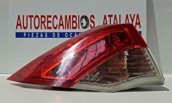PILOTO EXTERIOR TRASERO IZQUIERDO RENAULT LAGUNA III AÑO AÑO 2007-2011