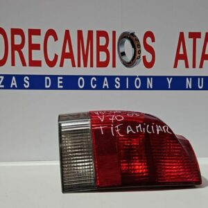PILOTO TRASERO IZQUIERDO INFERIOR VOLVO V70 AÑO 2003 SW