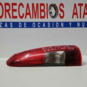 PILOTO TRASERO DERECHO SUPERIOR VOLVO V70 AÑO 2003 SW