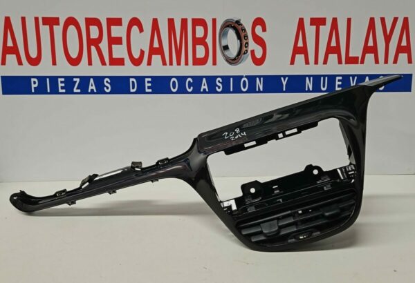 CONSOLA CENTRAL REJILLAS AIREADORAS PEUGEOT 208 AÑO 2014