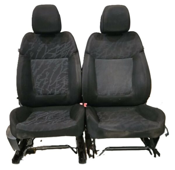 JUEGO ASIENTOS DELANTEROS PEUGEOT 3008 AÑO 2010