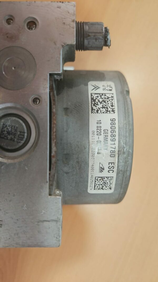 MODULO ABS 1.4 HDI 9806891780 PEUGEOT 208 AÑO 2014 - Imagen 3