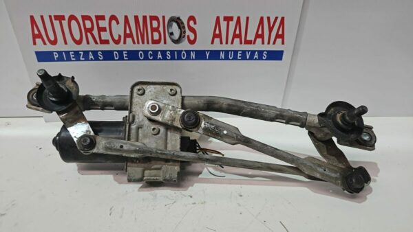 MOTOR LIMPIA DELANTERO CON VARILLAJE KIA CEED AÑO 2011 - Imagen 2