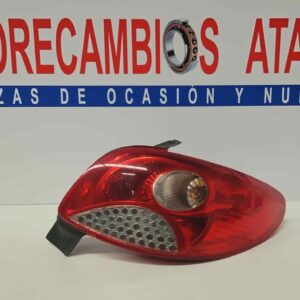 PILOTO TRASERO DERECHO PEUGEOT 206 AÑO 2011