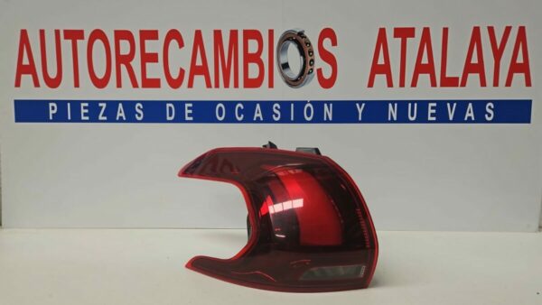 PILOTO EXTERIOR TRASERO IZQUIERDO 5 PUERTAS PEUGEOT 2008 AÑO 2016