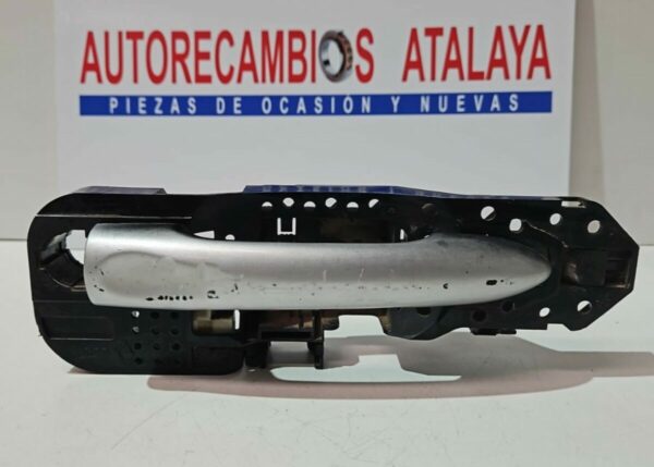 MANETA EXTERIOR DELANTERA DERECHA RENAULT MEGANE AÑO 2011