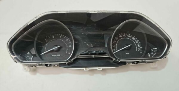 CUADRO INSTRUMENTOS 1.2 GASOLINA PEUGEOT 2008 AÑO 2016