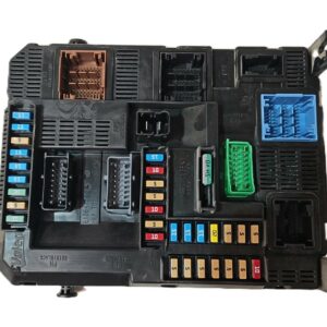 CAJA RELES/FUSIBLES 1.2 GASOLINA 9819850080 PEUGEOT 2008 AÑO 2016
