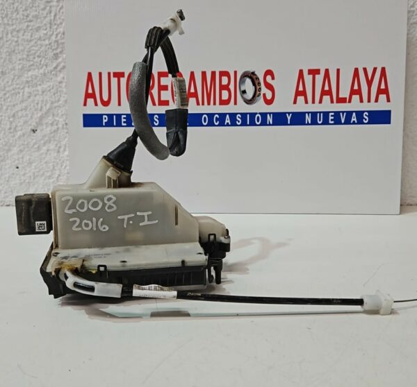 CERRADURA TRASERA IZQUIERDA PEUGEOT 2008 AÑO 2016