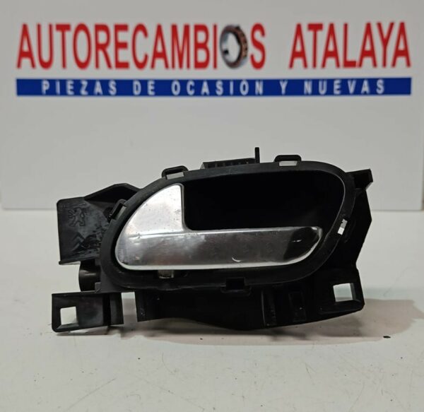 MANETA INTERIOR DELANTERA IZQUIERDA PEUGEOT 2008 AÑO 2016