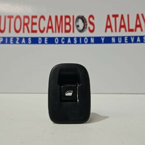 BOTONERA ELEVALUNAS TRASERA DERECHA PEUGEOT 2008 AÑO 2016