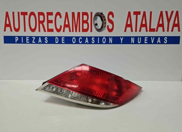 PILOTO EXTERIOR TRASERO DERECHO 2 PUERTAS 13191988/009364-02 OPEL ASTRA DESCAPOTABLE AÑO 2006