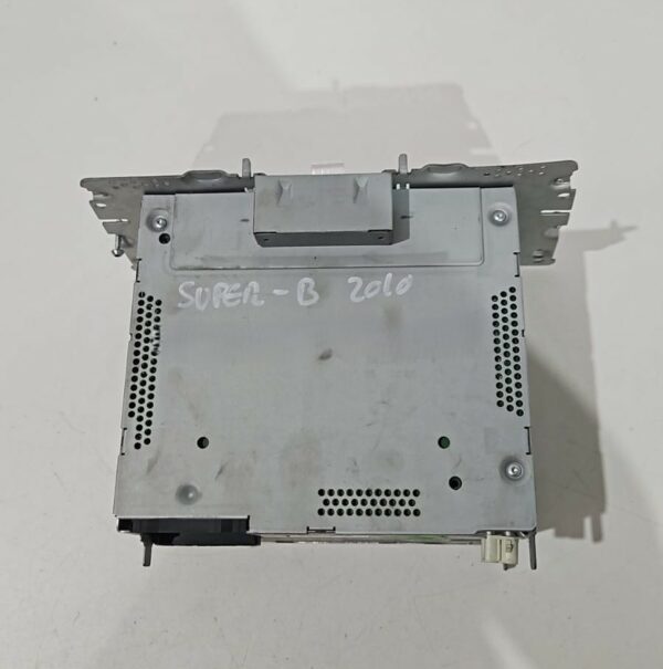 SISTEMA AUDIO/RADIO CD SKODA SUPER B AÑO 2010 - Imagen 4