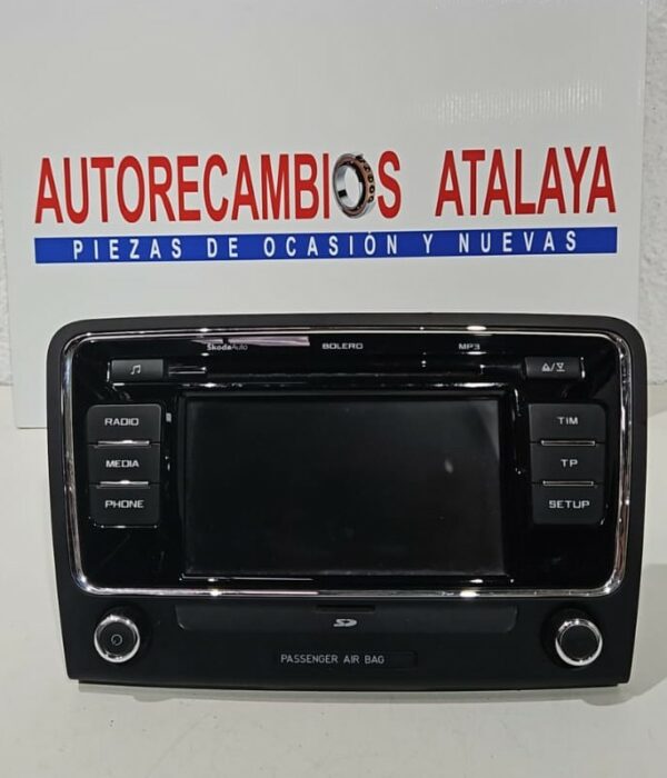 BOTONERA RADIO SKODA SUPER B AÑO 2010