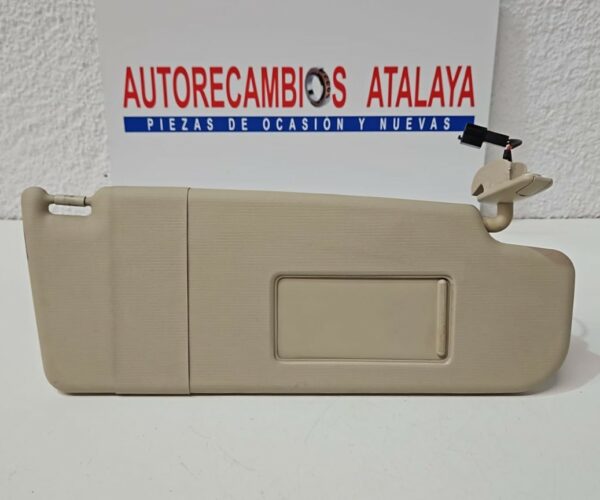 PARASOL DELANTERO DERECHO SKODA SUPER B AÑO 2010