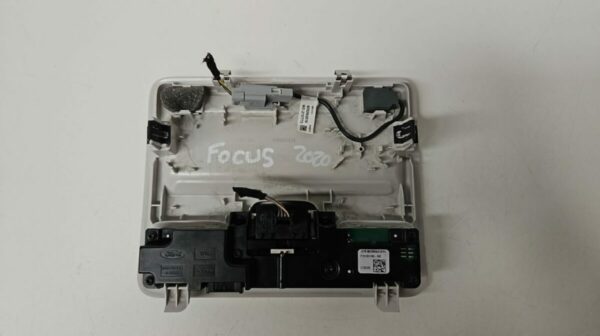 LUZ TECHO INTERIOR DELANTERA FORD FOCUS AÑO 2020 - Imagen 2