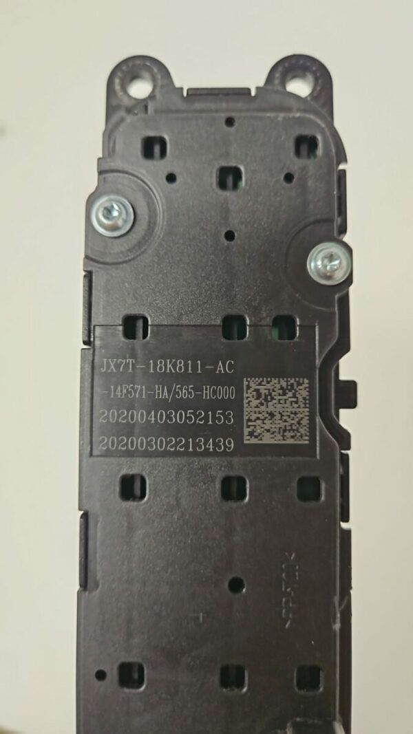 BOTONERA RADIO FORD FOCUS AÑO 2020 - Imagen 5