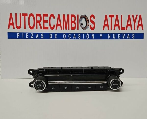 BOTONERA RADIO FORD FOCUS AÑO 2020