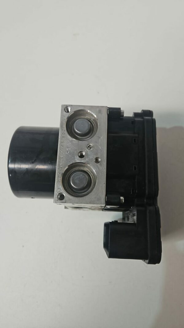 MODULO ABS 2.0 TDI SKODA SUPER B AÑO 2010 - Imagen 2