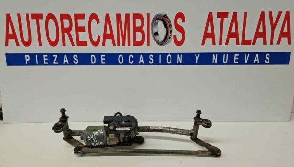MOTOR LIMPIA DELANTERO CON VARILLAJE SKODA SUPER B AÑO 2010
