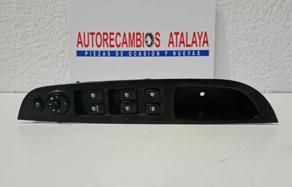 BOTONERA ELEVALUNAS DELANTERA IZQUIERDA SSANGYONG REXTON AÑO 2007