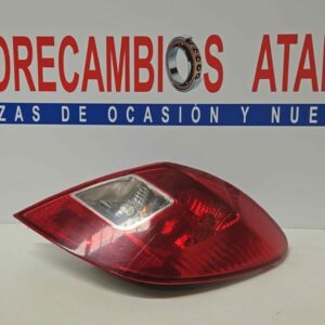 PILOTO TRASERO DERECHO OPEL CORSA D AÑO 08 5 PUERTAS