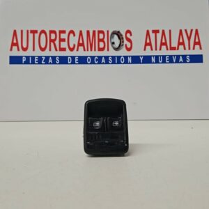 BOTONERA ELEVALUNAS DELANTERA IZQUIERDA OPEL VIVARO AÑO 2015
