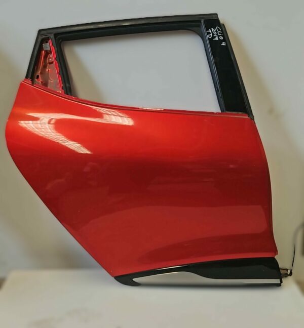 PUERTA TRASERA DERECHA RENAULT CLIO IV AÑO 2019 5 PUERTAS