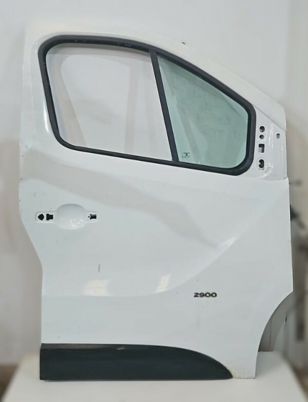 PUERTA DELANTERA DERECHA OPEL VIVARO AÑO 2015