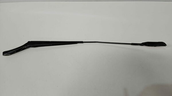 BRAZO LIMPIA DELANTERO IZQUIERDO SKODA OCTAVIA AÑO 2010