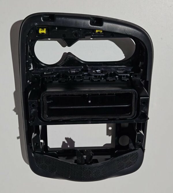 CONSOLA CENTRAL RENAULT CLIO AÑO 2017 - Imagen 2