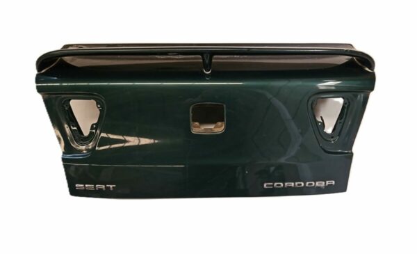 TAPA MALETERO SEAT CORDOBA AÑO 2000