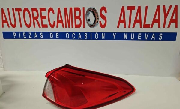 PILOTO EXTERIOR TRASERO DERECHO FORD FOCUS AÑO 2020 SW