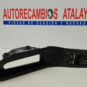 BOTONERA ELEVALUNAS DELANTERA IZQUIERDA FORD FIESTA AÑO 2015