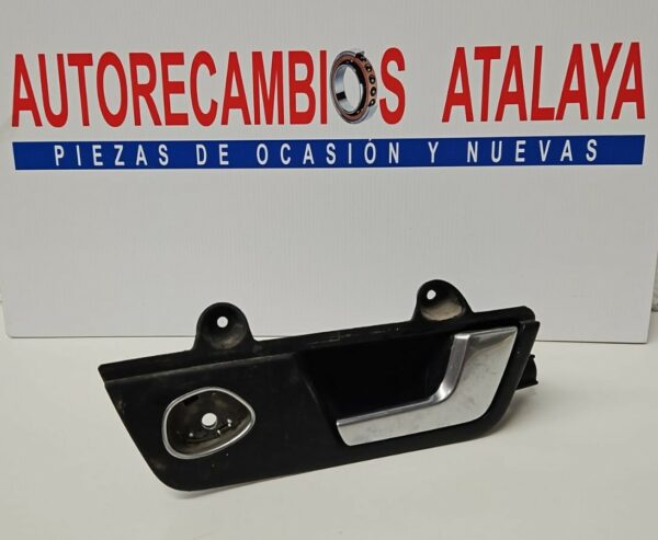 MANETA INTERIOR DELANTERA DERECHA AUDI A4 AÑO 2003