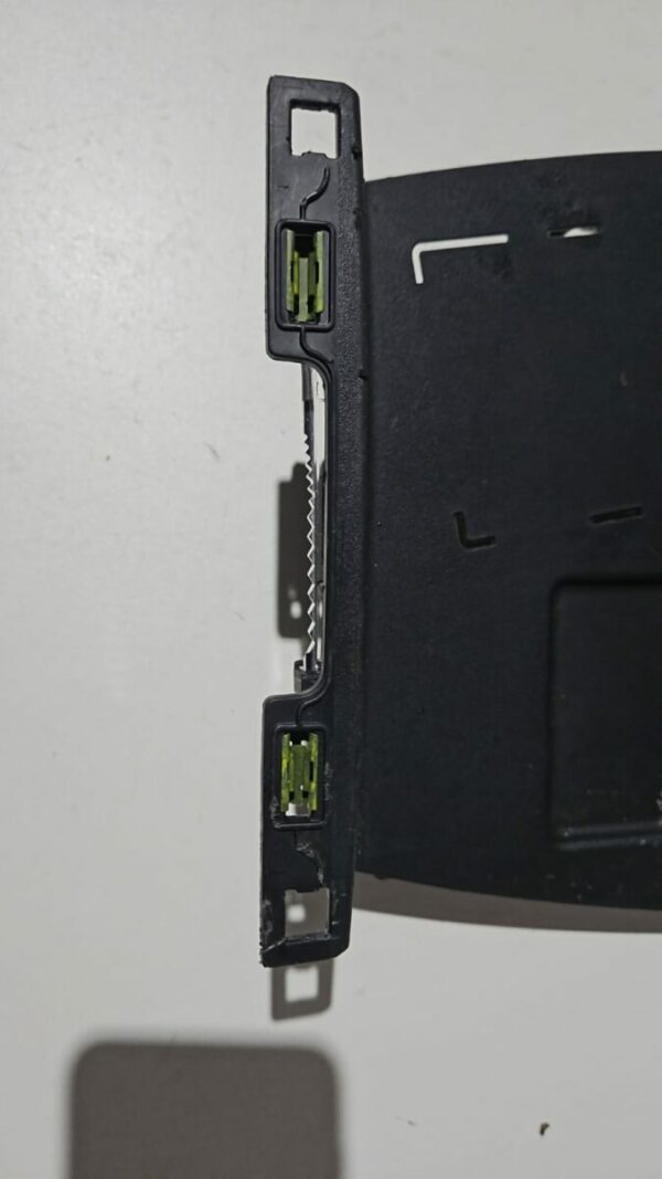 MODULO USB/12V FORD FOCUS AÑO 2020 - Imagen 2