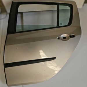 PUERTA TRASERA IZQUIERDA RENAULT CLIO III AÑO 2008