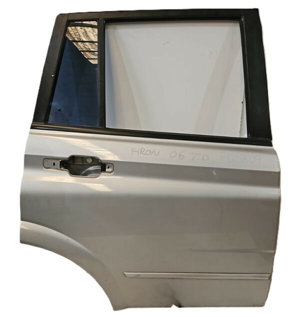 PUERTA TRASERA DERECHA SSANGYONG KYRON AÑO 2006