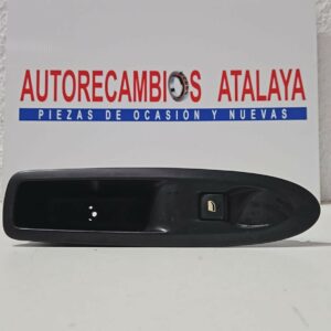 BOTONERA ELEVALUNAS TRASERA IZQUIERDA CITROEN C4 AÑO 2015