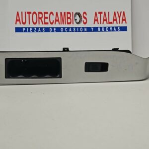 BOTONERA ELEVALUNAS TRASERA IZQUIERDA JEEP COMPASS AÑO 2008