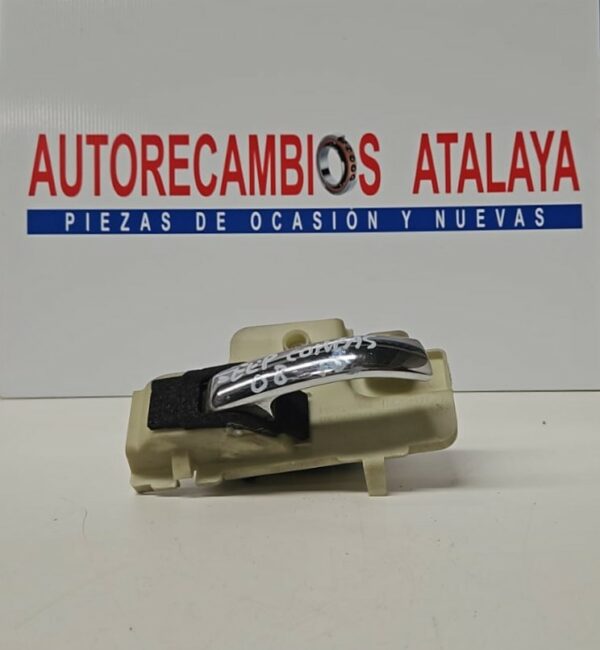 MANETA INTERIOR TRASERA DERECHA JEEP COMPASS AÑO 2008