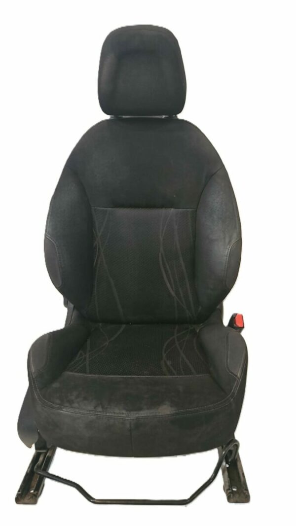 ASIENTO DELANTERO DERECHO PEUGEOT 208 AÑO 2012 5 PUERTAS