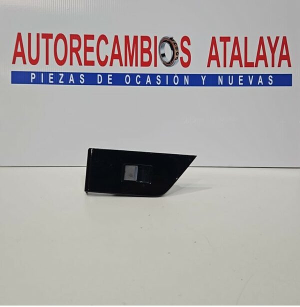 BOTONERA ELEVALUNAS TRASERA DERECHA LAND ROVER RANGE ROVER EVOQUE AÑO 2012