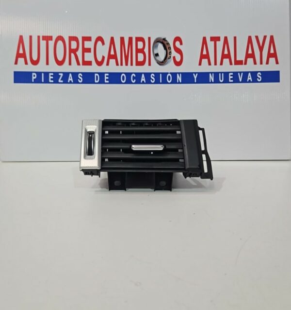 REJILLA AIREADORA DELANTERA IZQUIERDA LAND ROVER RANGE ROVER EVOQUE AÑO 2012